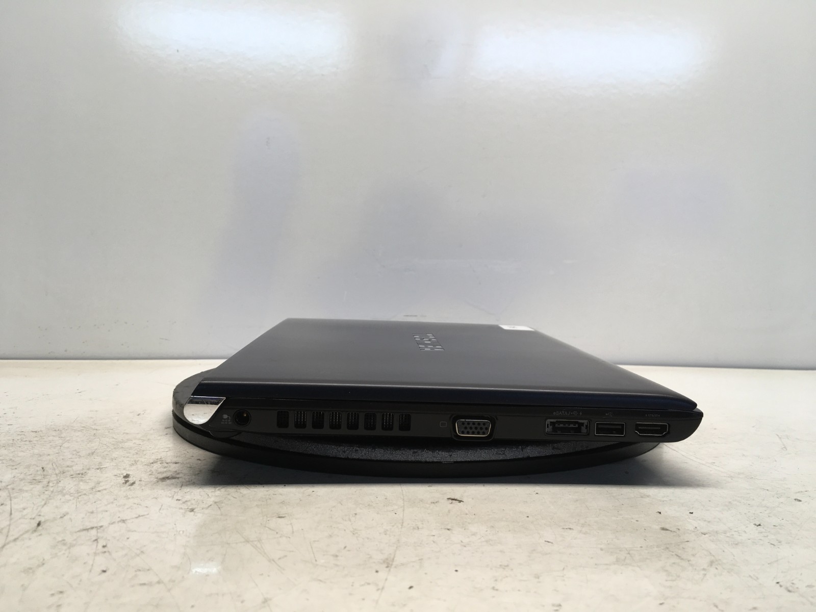Toshiba Portege Intel i5-2450M 2.5GHz 4 GB NO HDD/Battery