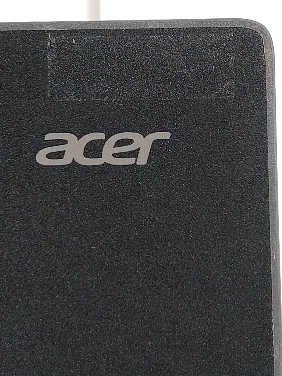 Acer TravelMate B3 B311-31 Laptop PC Computer Windows 11 – Damaged Screen AS-IS
