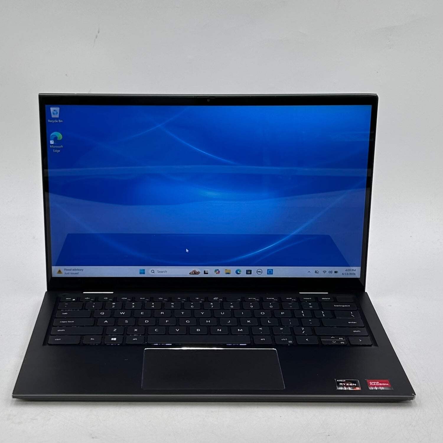 Broken Dell Inspiron 7415 2-IN-1 Ryzen 5 5500U 8GB RAM 256GB SSD Hinge Damage