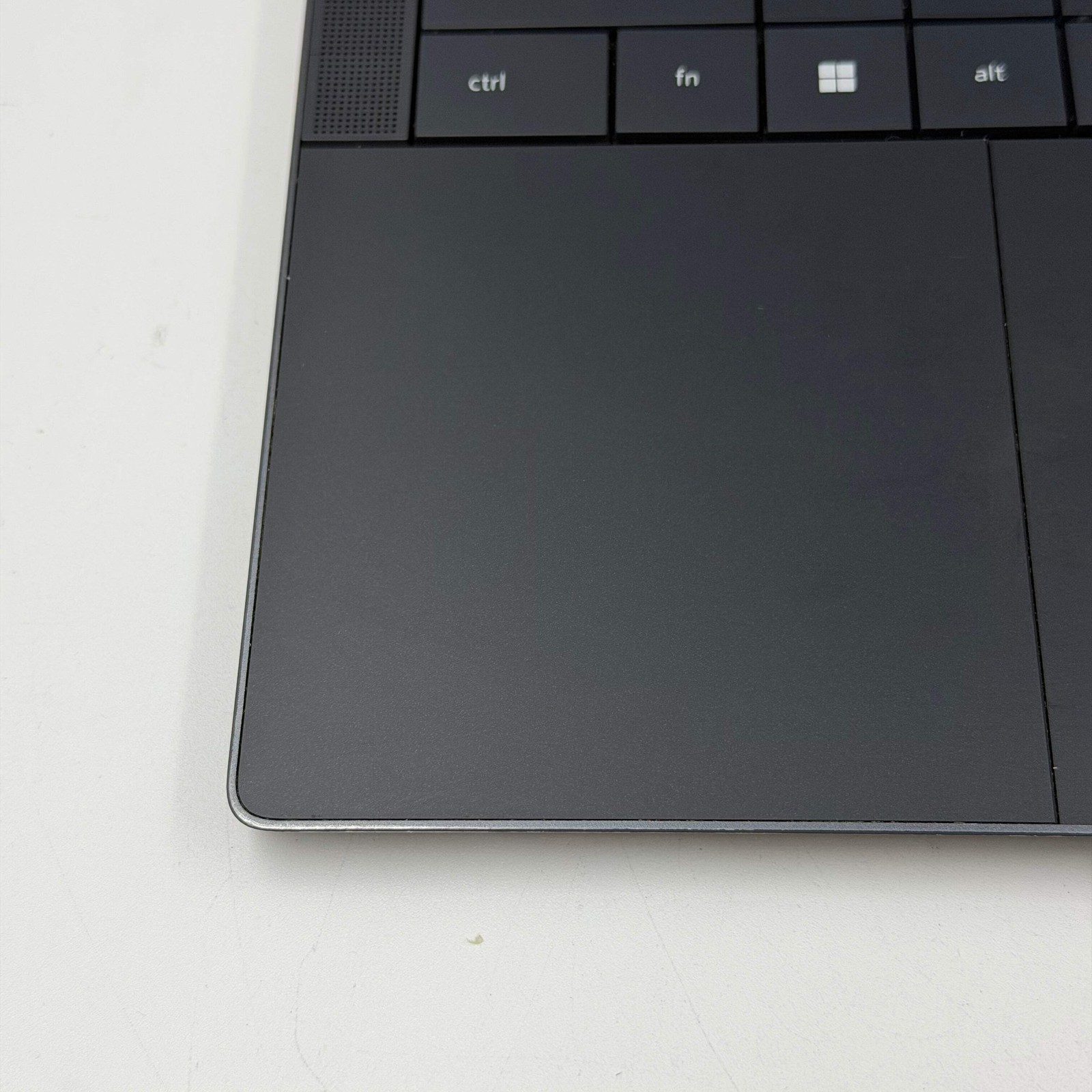 Dell Latitude 9440 14″ i7-1365U 1.80GHz 64GB RAM 2TB SSD