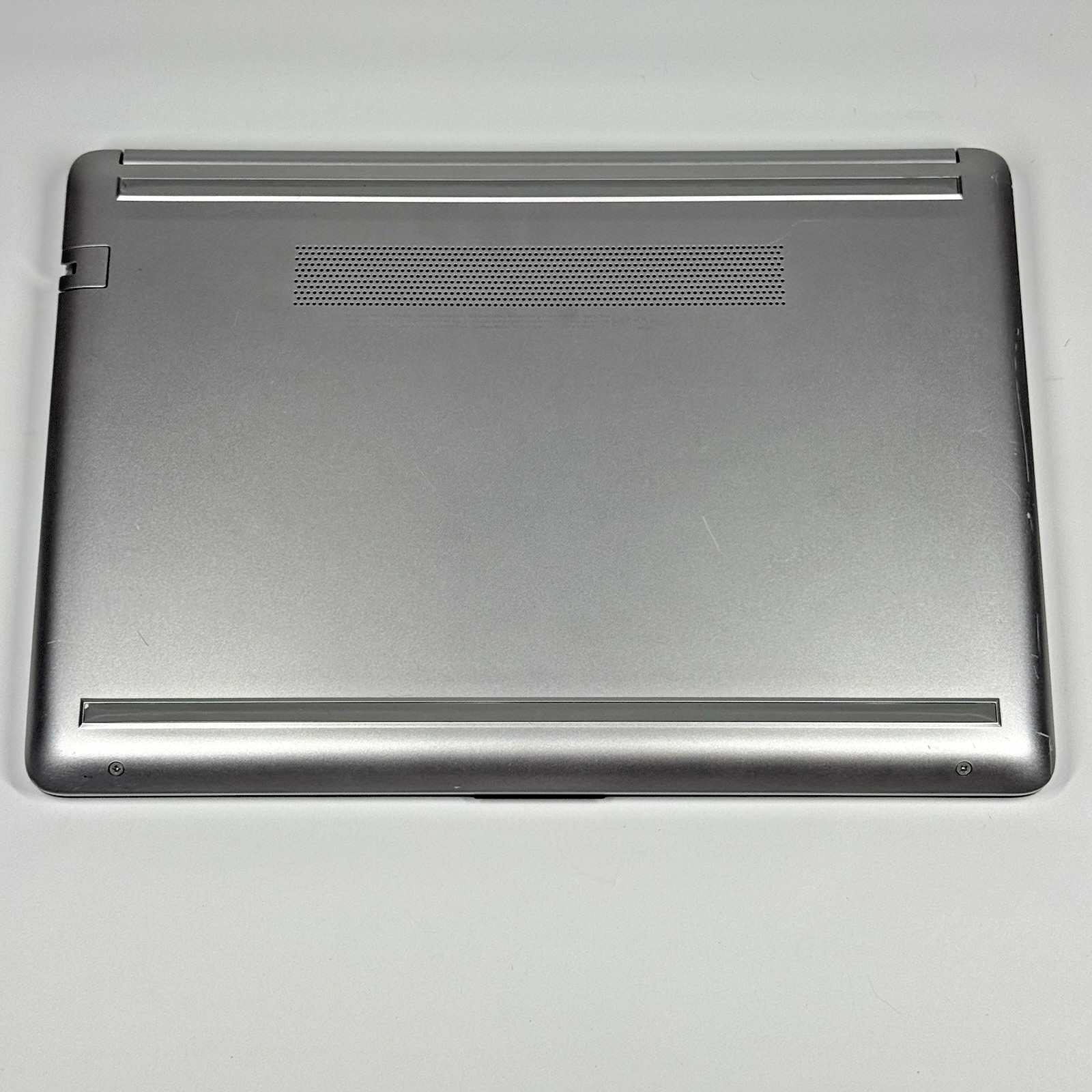 HP 14-cf0051od 14″ Laptop i5-8250U 8GB RAM 256GB SSD Windows 11 w/OEM Charger