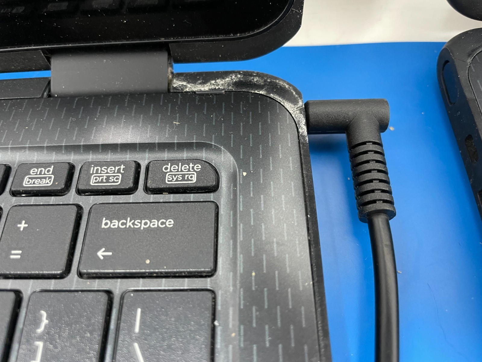 4 units FOR PARTS: HP ProBook x360 EE 11 G2 11.6″ i5-7Y54 8GB RAM 256GB SSD