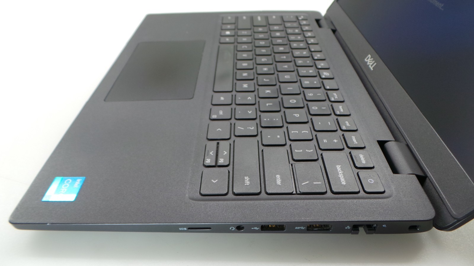 Dell Latitude 3420 | 14″ | i5-1135G7 2.40GHz | 8GB RAM 256GB NVMe ***READ**