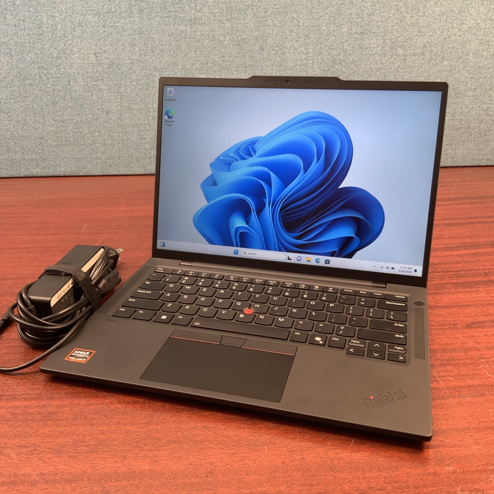 Lenovo ThinkPad T14s Gen 6 AMD Ryzen AI 7 PRO 350 31GB RAM 1TB SSD Win 11 Pro