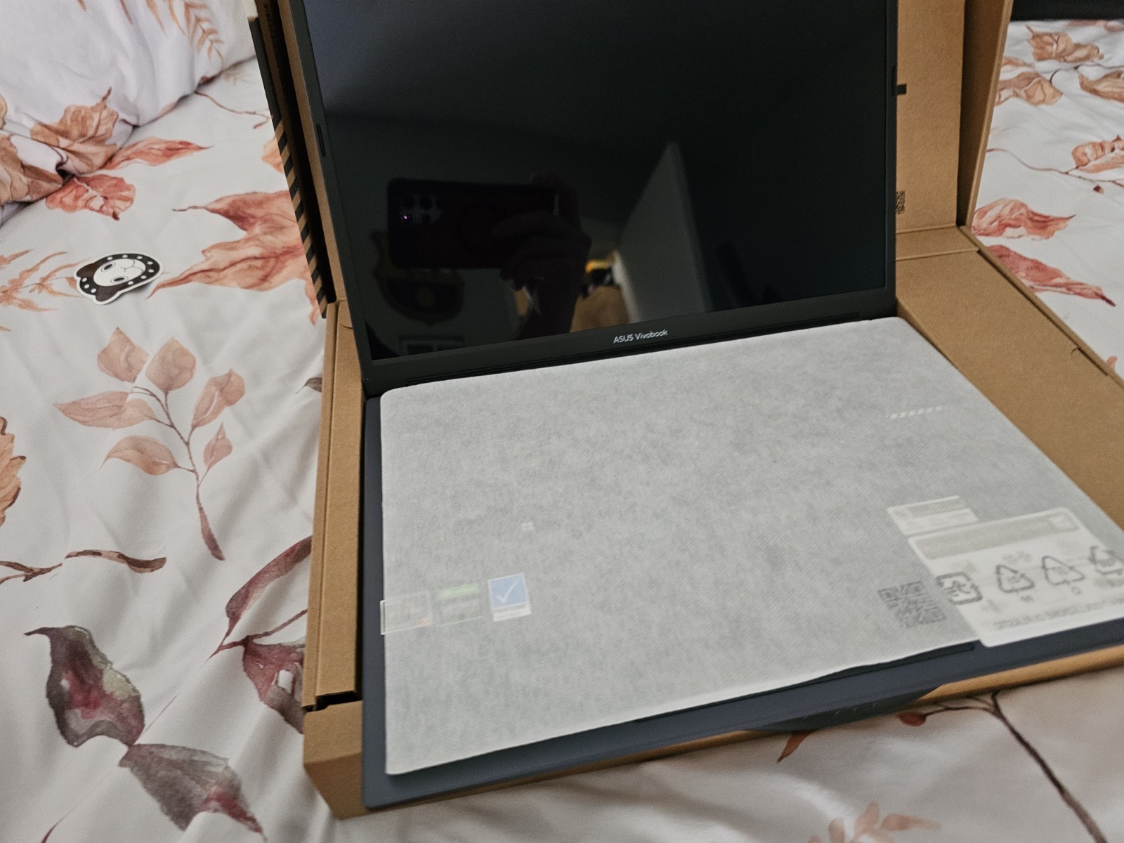 Asus Vivobook Pro 14 Oled Gaming Laptop Ryzen 7 6800 RTX 3050 16GB RAM 1TB SSD