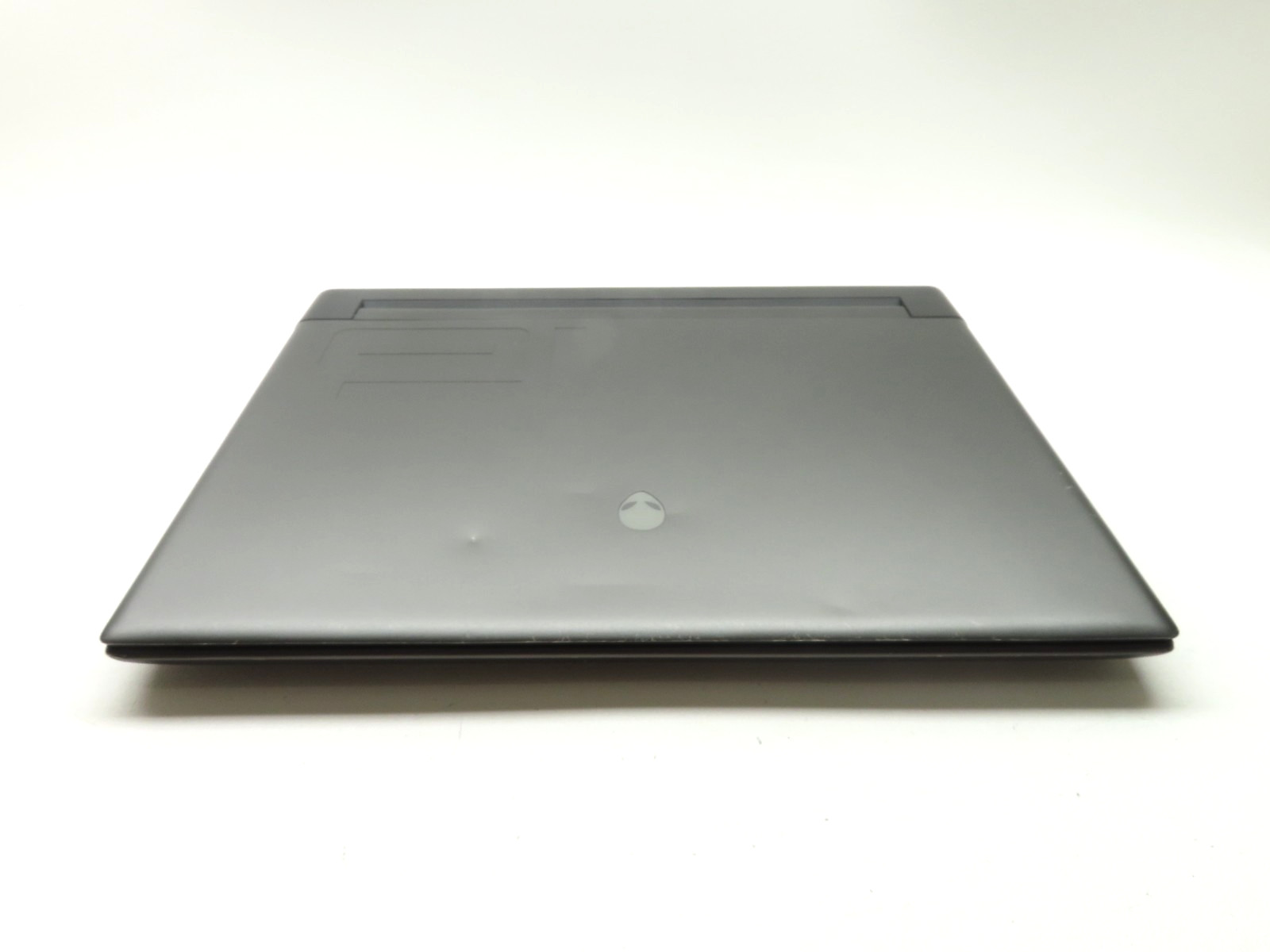 Alienware M16 R1 16″ Intel i7-13700HX 2.1GHz 16GB RAM 1TB SSD RTX 4070