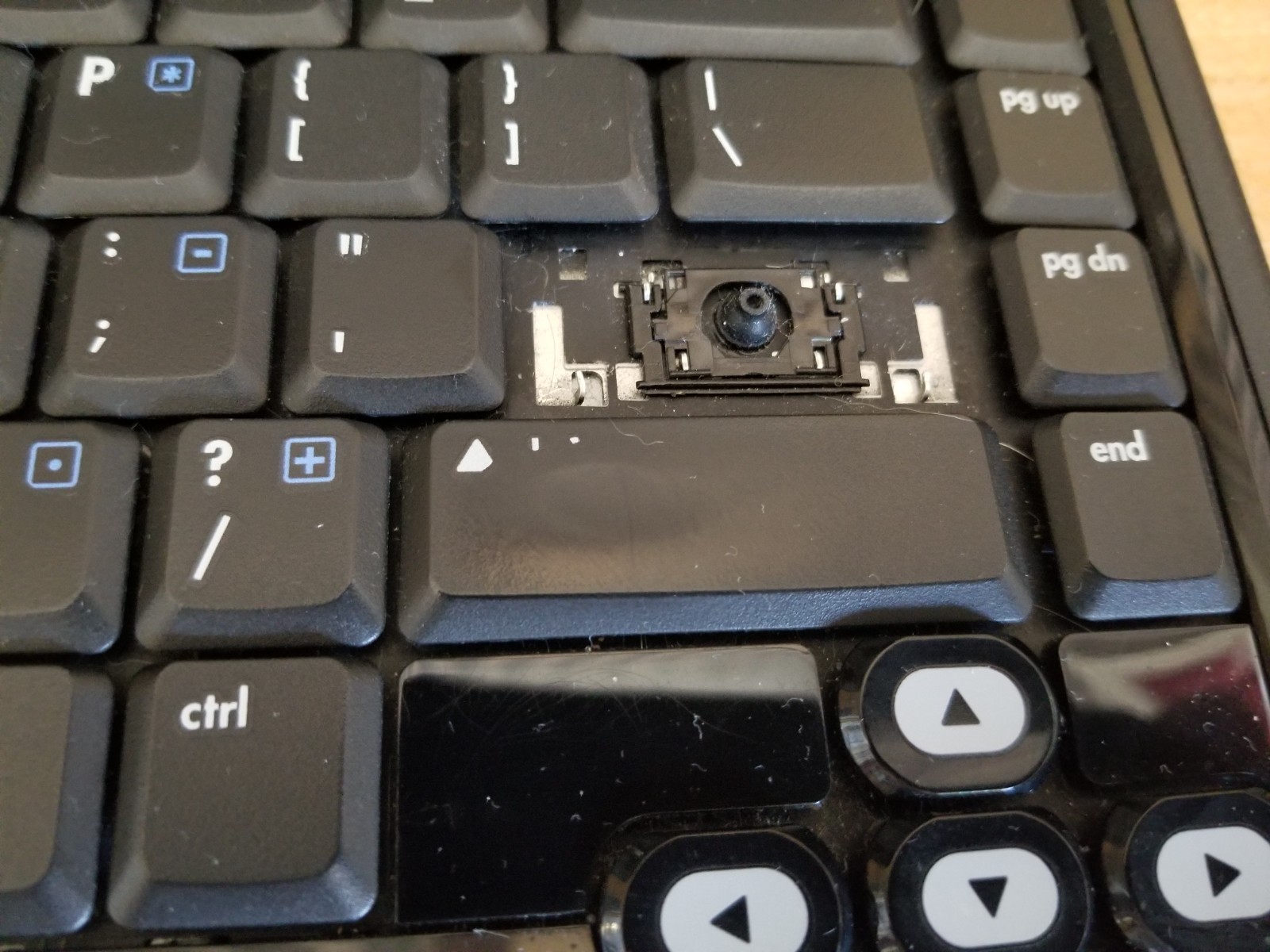 HP Pavilion Special Edition – Ent. Notebook PC DV1000 – 512MB, 80GB HDD – Parts