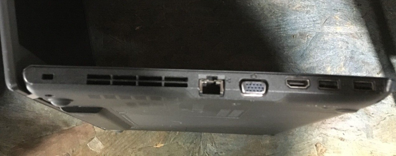 Lenovo E560 i5-6200U @ 2.3GHz 8GB RAM 500GB HDD