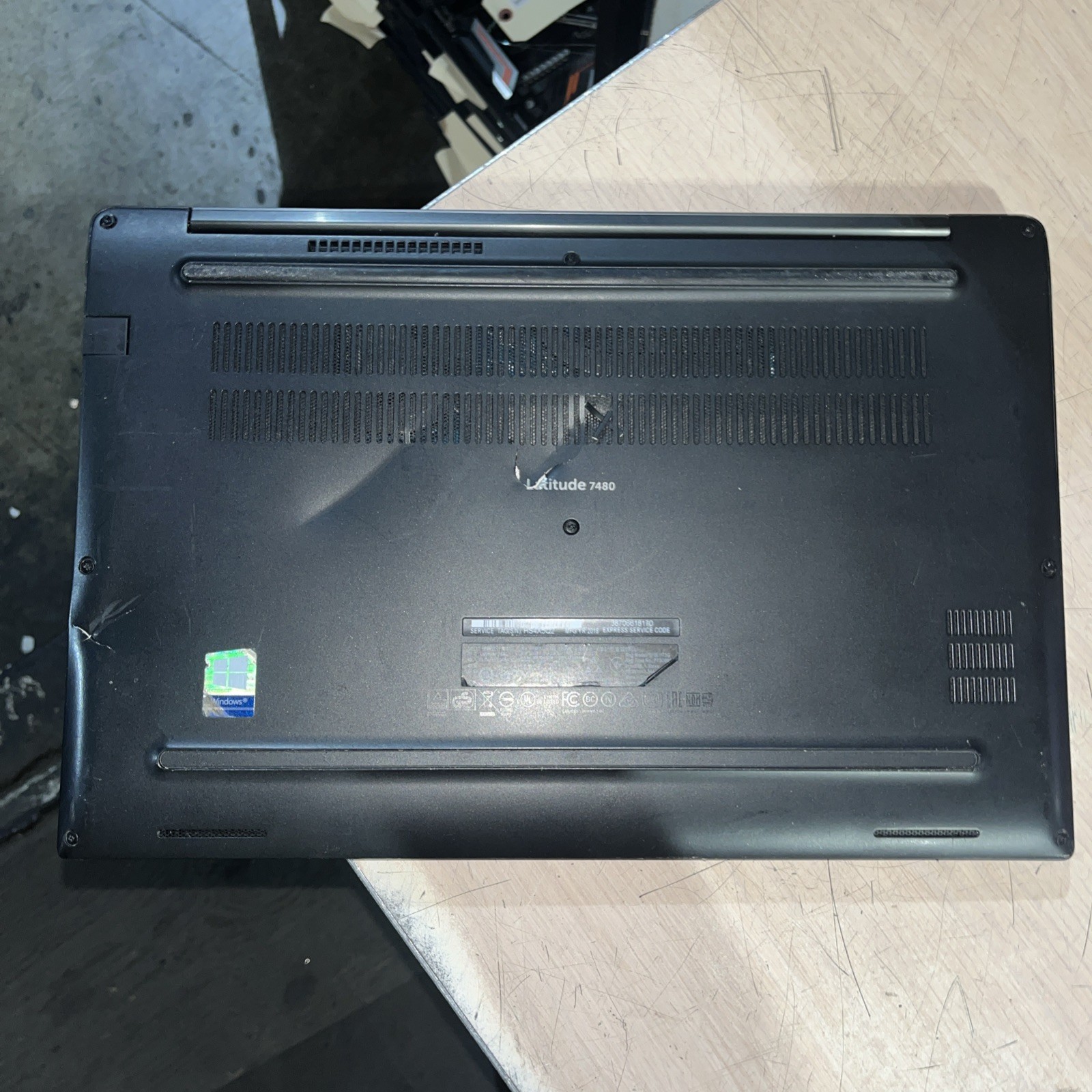 DELL LATITUDE 7480 INTEL CORE I7 7TH GEN 8GB RAM NO HD