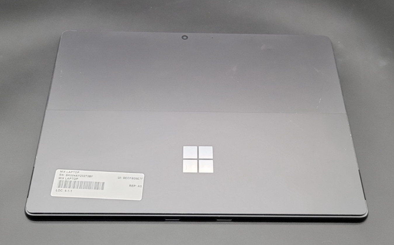 Microsoft Surface Pro 9 13″ i5-1235U 8GB RAM 256GB SSD 2038 Win11 Tablet