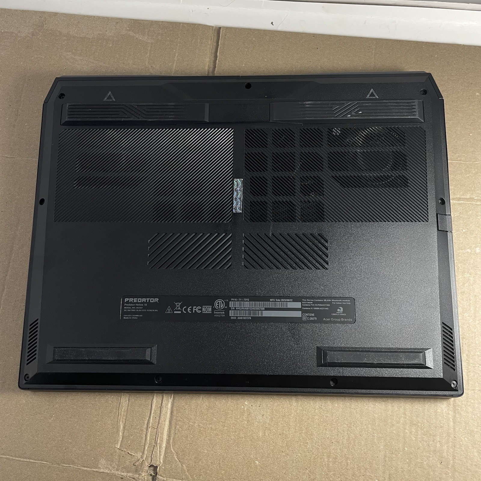 Acer Predator Helios 16 PH16-71 Geforce RTX 4070 i7-13700HX 16GB RAM 1TB SSD