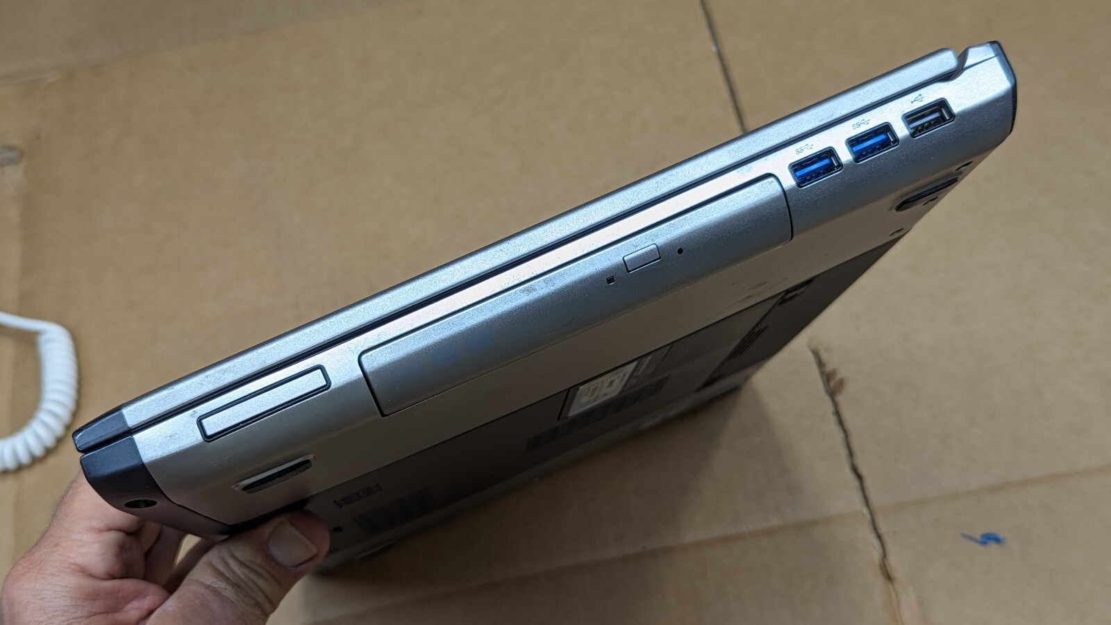 Dell System Vostro 3750 Laptop Core i3-2330M @ 2.20GHz 8GB RAM 200GB HDD