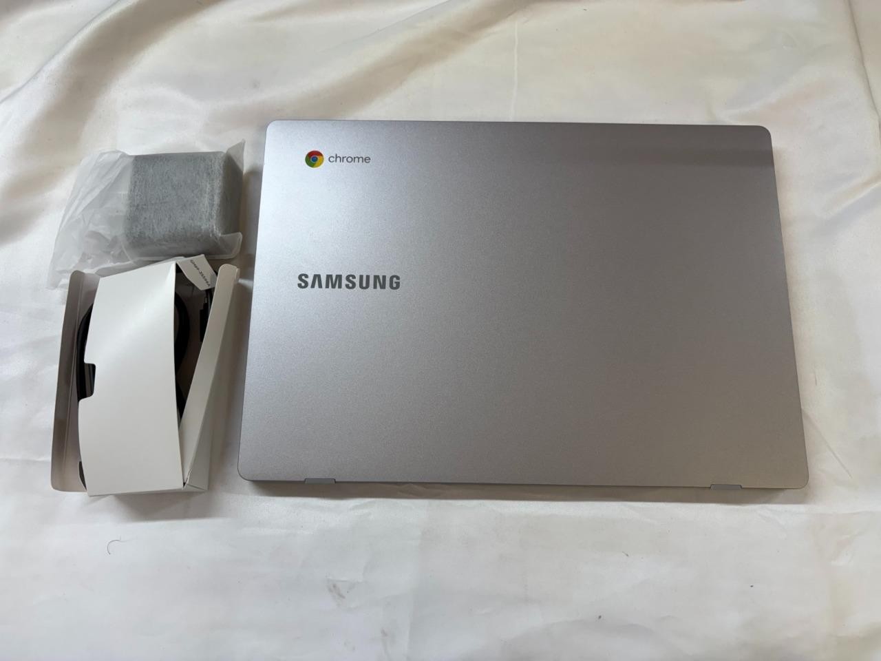 Samsung Chromebook 4