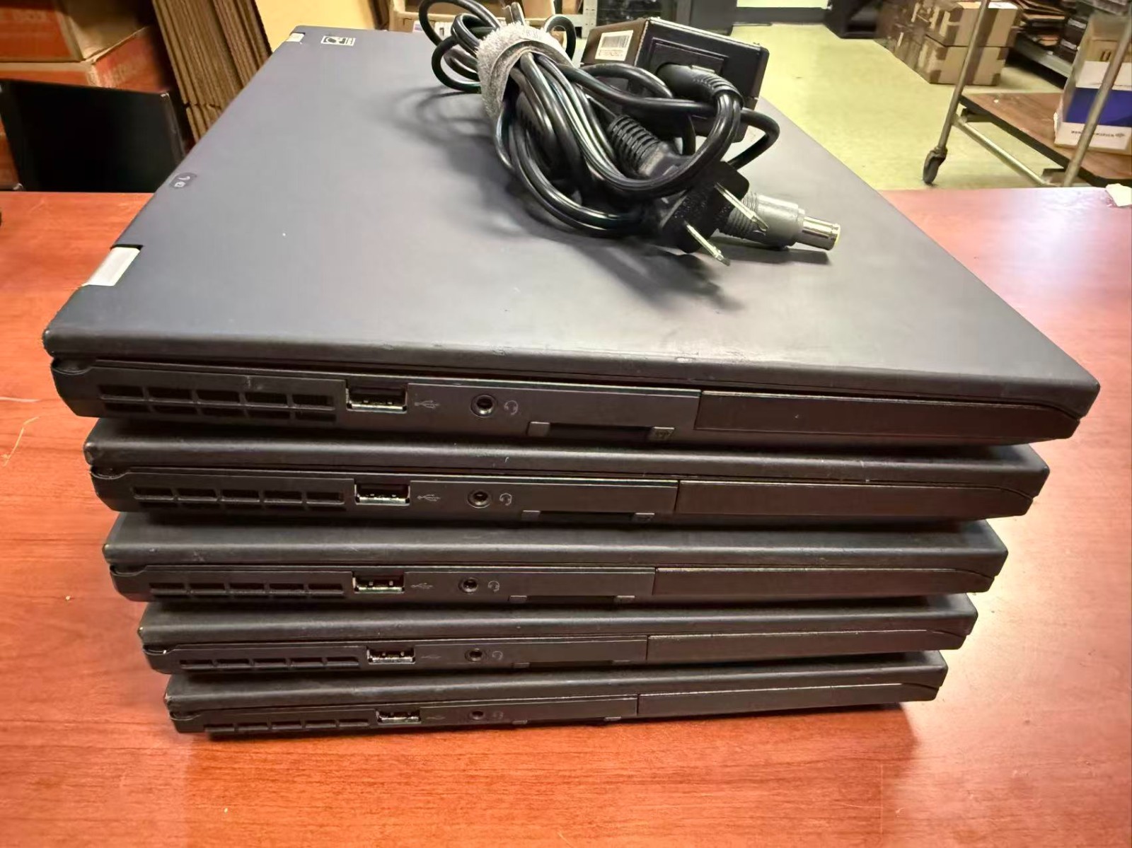 Lot of 5 Lenovo ThinkPad T410 i5‑520M 2.40GHz 4GB RAM Boots to BIOS No HDD