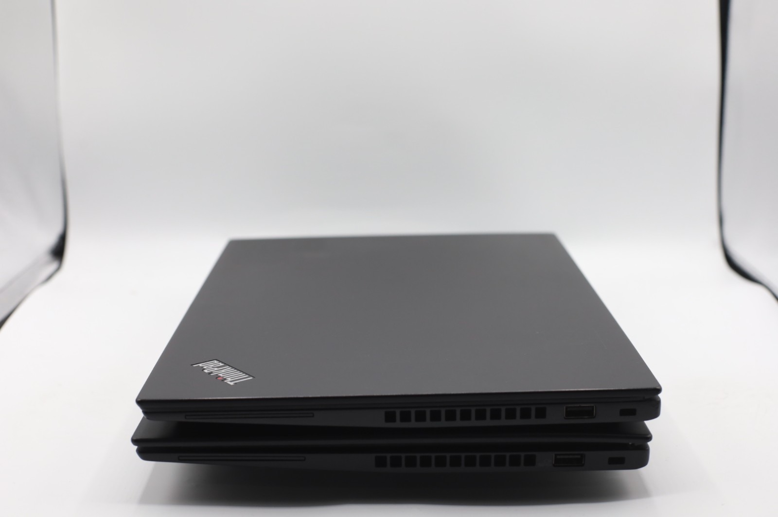 Lot of 2 Lenovo ThinkPad T490s, Intel i7 8th Gen, 16GB RAM/HDD/OS Grade F, G1