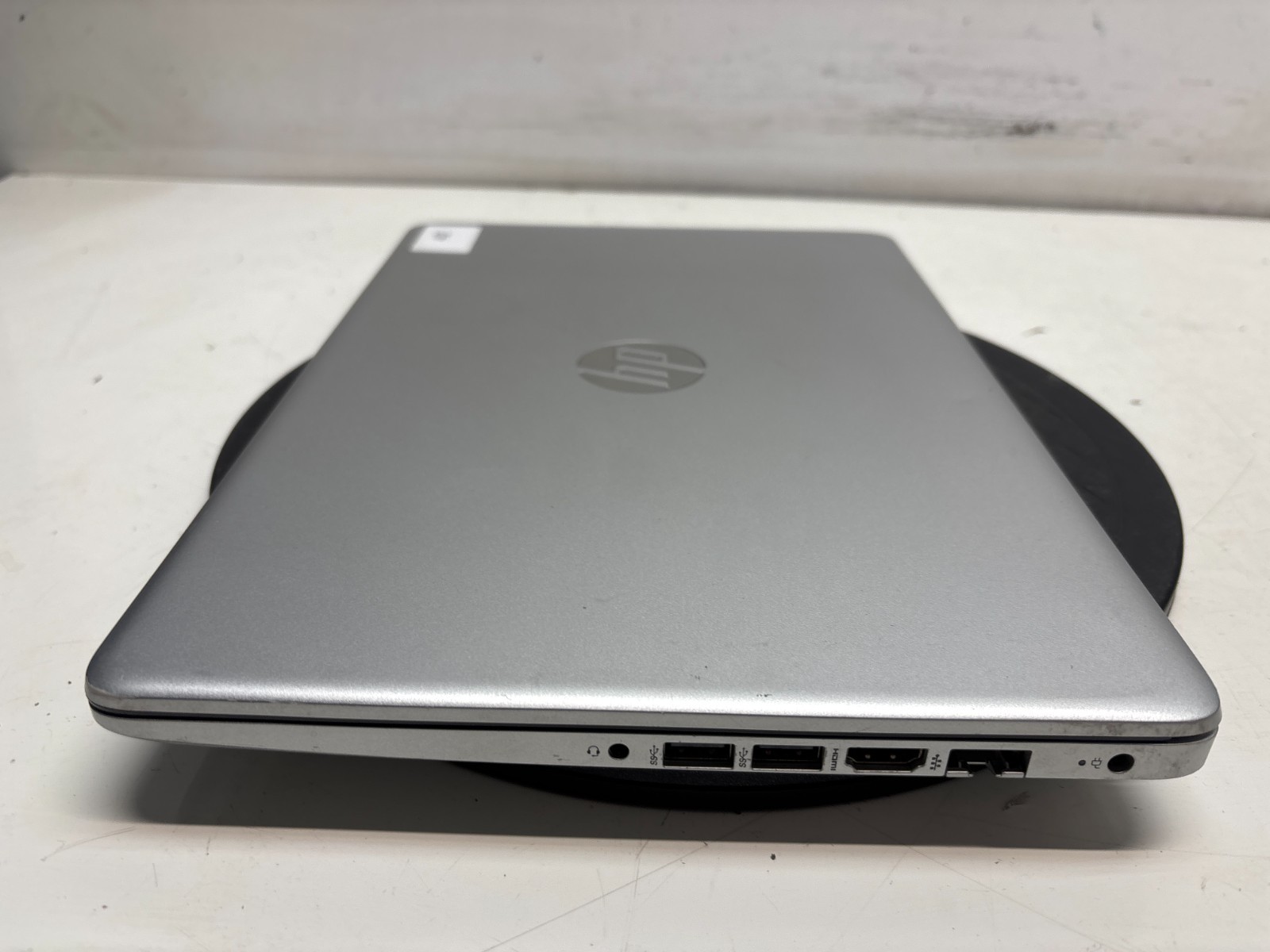 Hp 14-dk002wm AMD Ryzen 3 3200U Radeon Vega 2600Mhz 4GB 128GB Windows 11