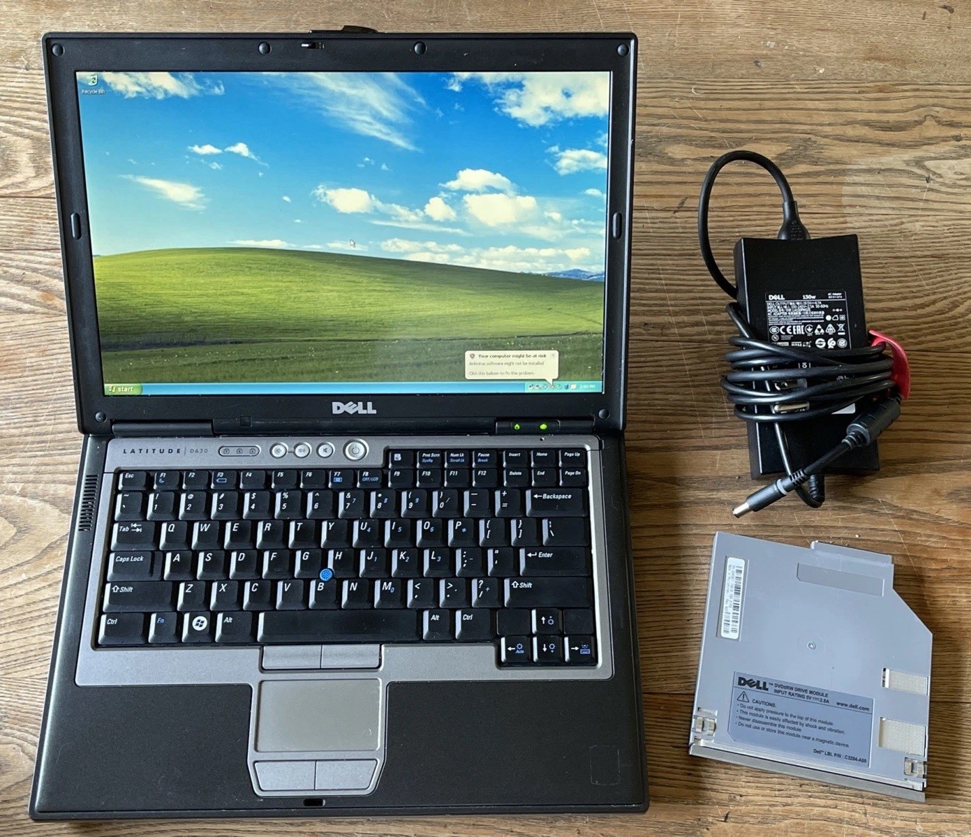 DELL D630 14″ Windows XP Laptop Core 2 Duo, nVidia, 120 SSD, DVD, RS232 Serial