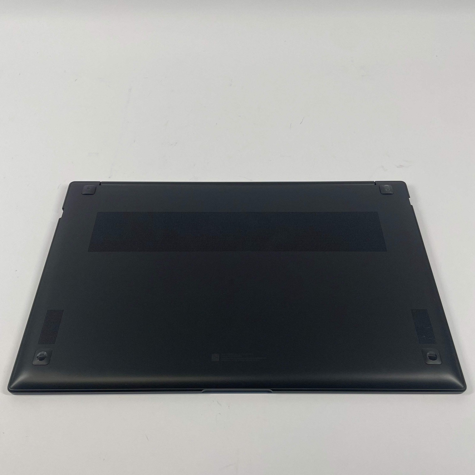 Samsung Galaxy Chromebook Plus XE550XGA 15.6″ 1.2GHz 8GB RAM 256GB SSD