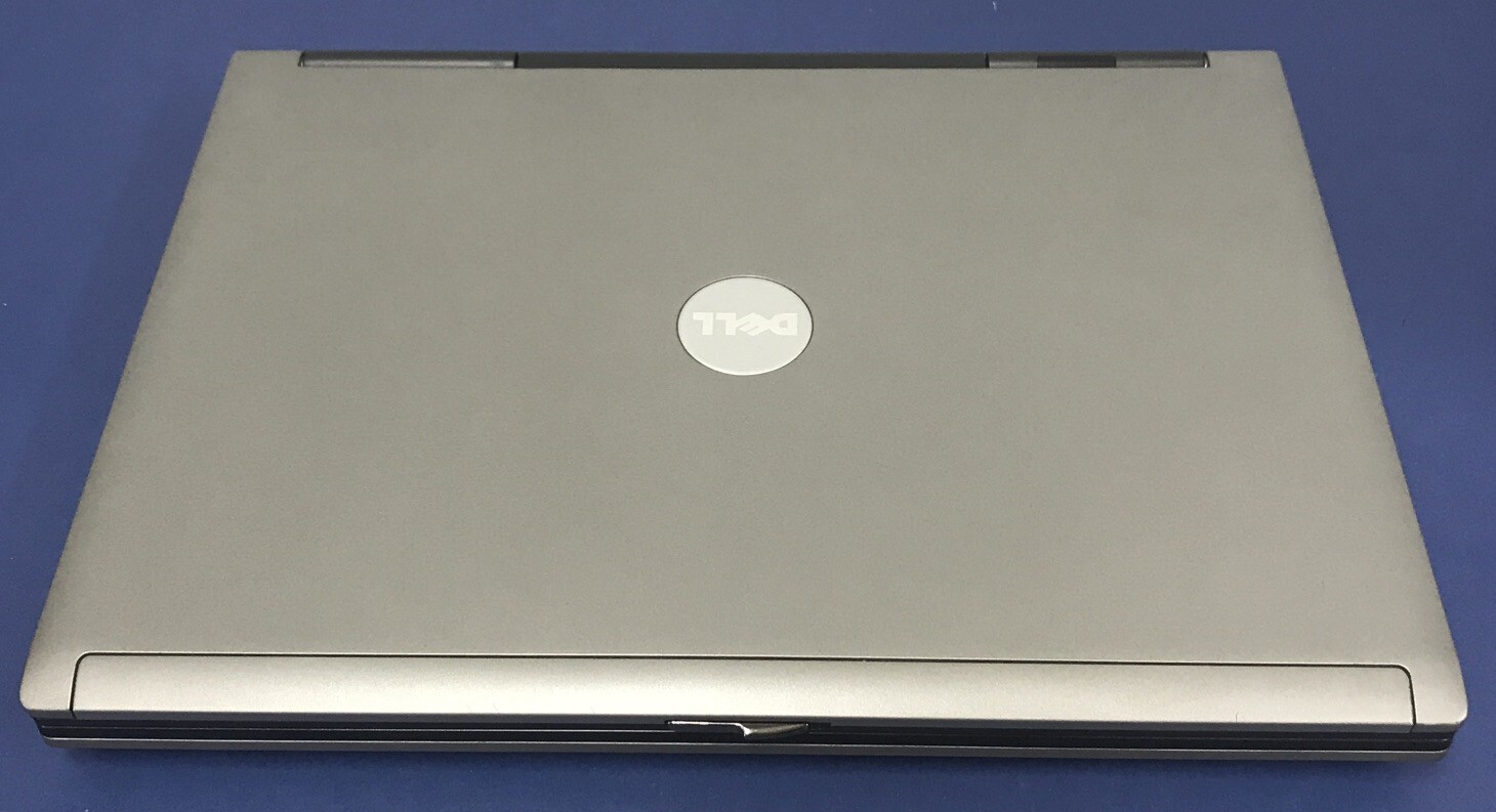 DELL LATITUDE D830 CORE 2 DUO 2GBRAM 120GBHDD SERIAL PORT Windows XP Pro *READ*