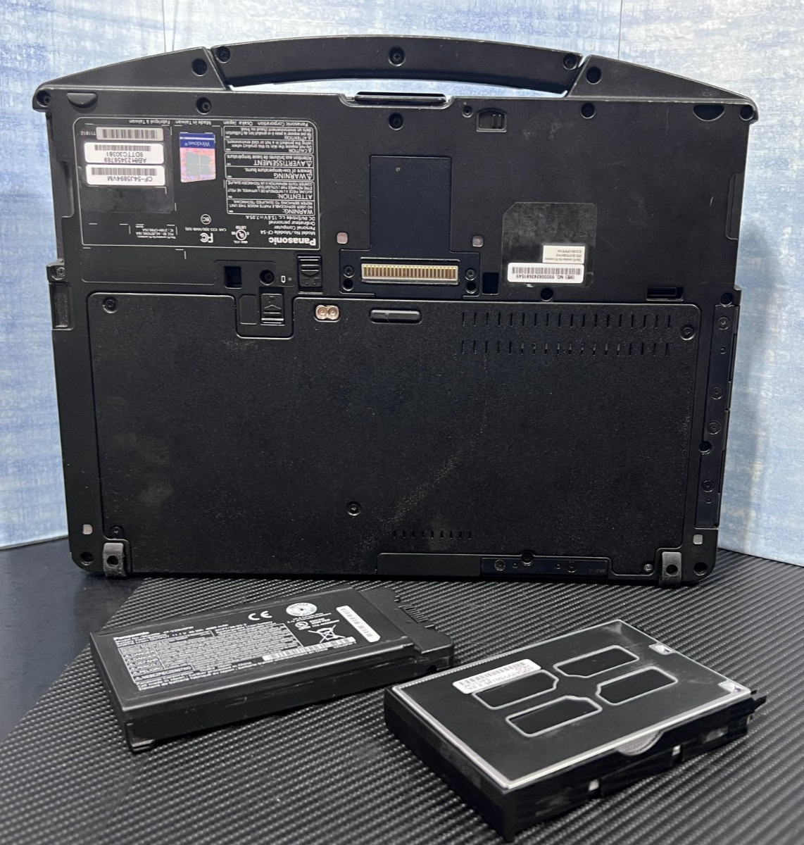 CF-54J5894VM, i5-7300U @2.60GHz, 16GB, 256GB SSD M.2, TOUCHSCREEN, 4G LTE, HDMI