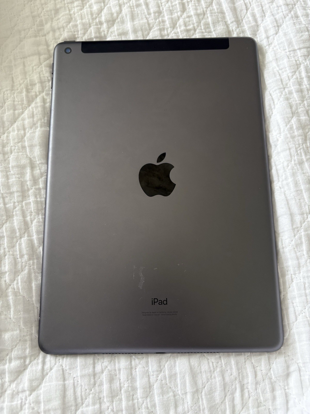 iPad 9th gen WIFI+Cellular available no sim restrictions 10.2 display screen .
