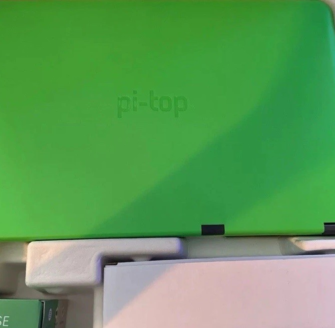 NEW PI-Top 2.0 Raspberry Pi Modular Dev Laptop w/ Inventors Kit Legacy Packaging