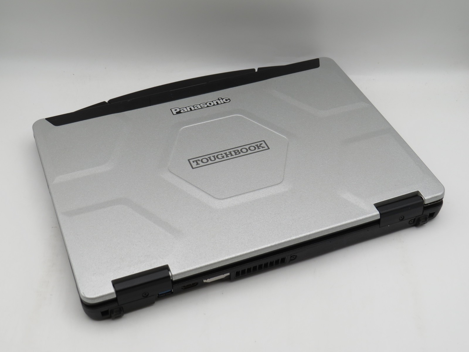 Toughbook CF-54 MK2 | i5-6300U @ 2.4GHz | 8GB DDR3 | 14″ | No HDD/OS/AC *READ*