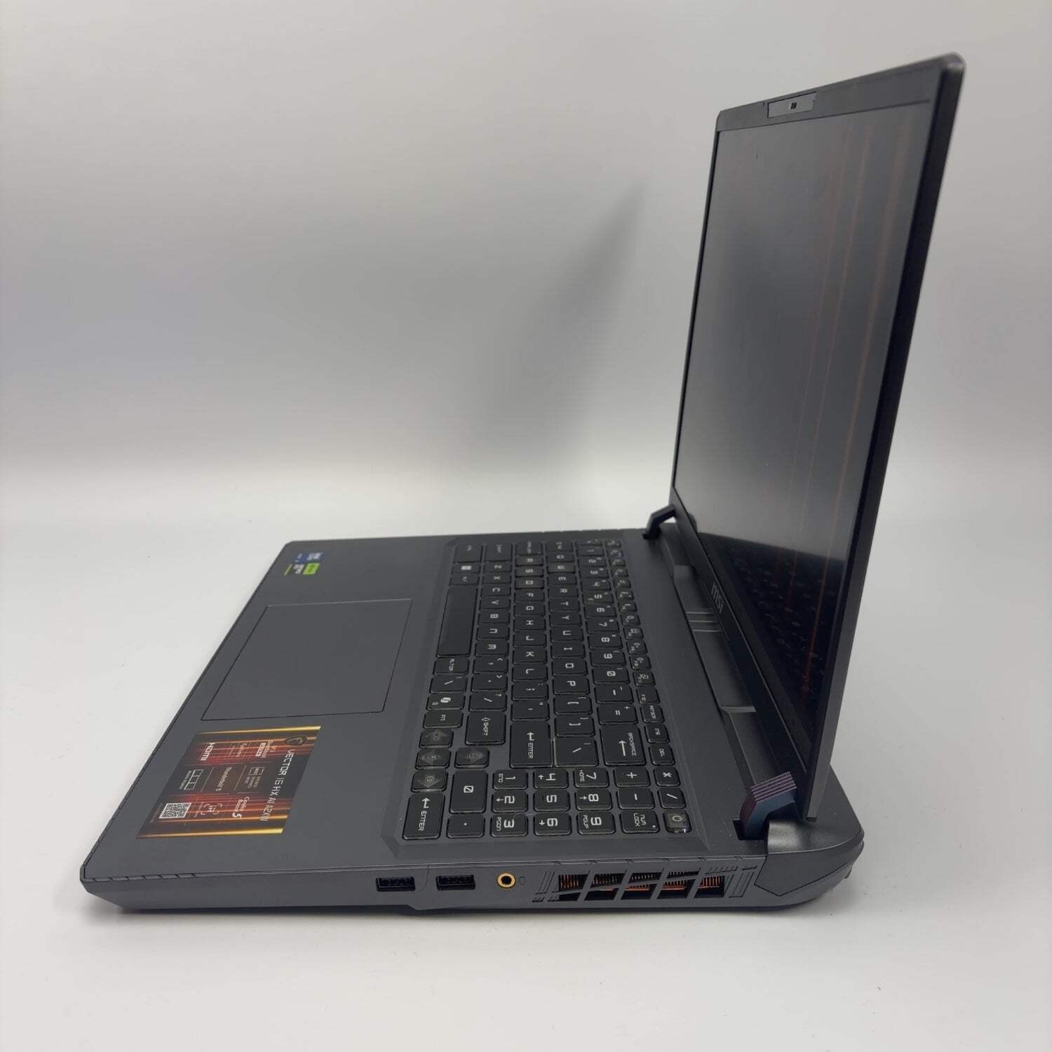 MSI Vector 16 HX AI A2XWGG 16″ Core Ultra 9 275HX 2.7GHz 32GB RAM 1TB SSD