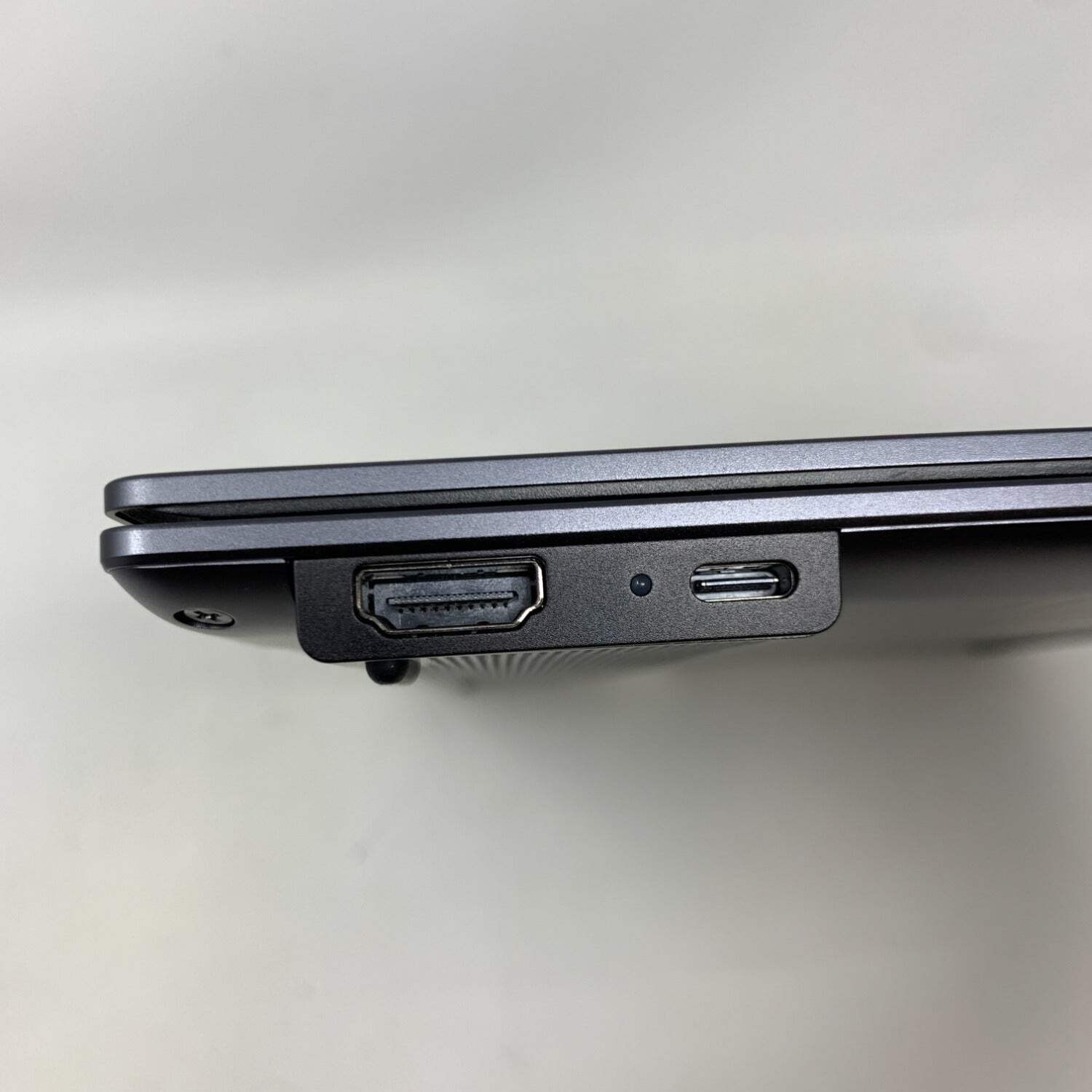 Lenovo ThinkPad X9 14 21QA 14″ Core Ultra 5 228V 2.1GHz 32GB RAM 512GB SSD