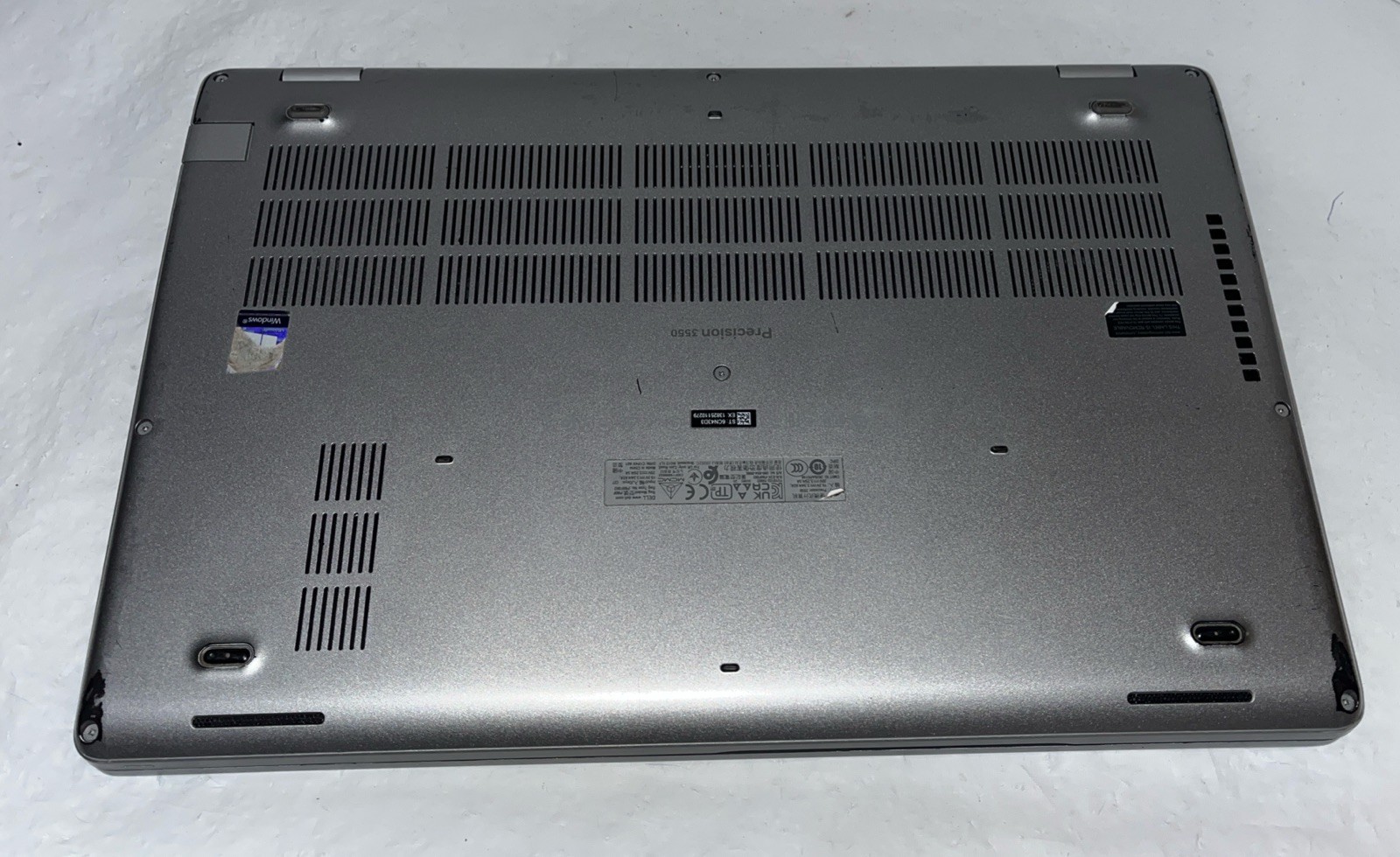 Dell Precision 3550 15.6″ i7-10610U@1.8GHz, 16GB RAM, 512GB M2, W11P *READ