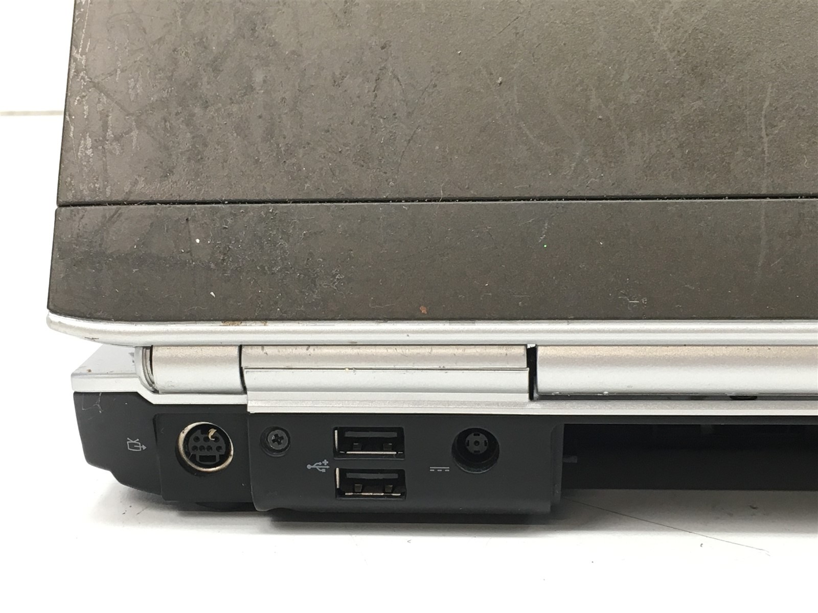 Dell Inspiron 1720 Laptop Core 2 Duo 2.00GHz 4GB RAM No HDD No OS 17″