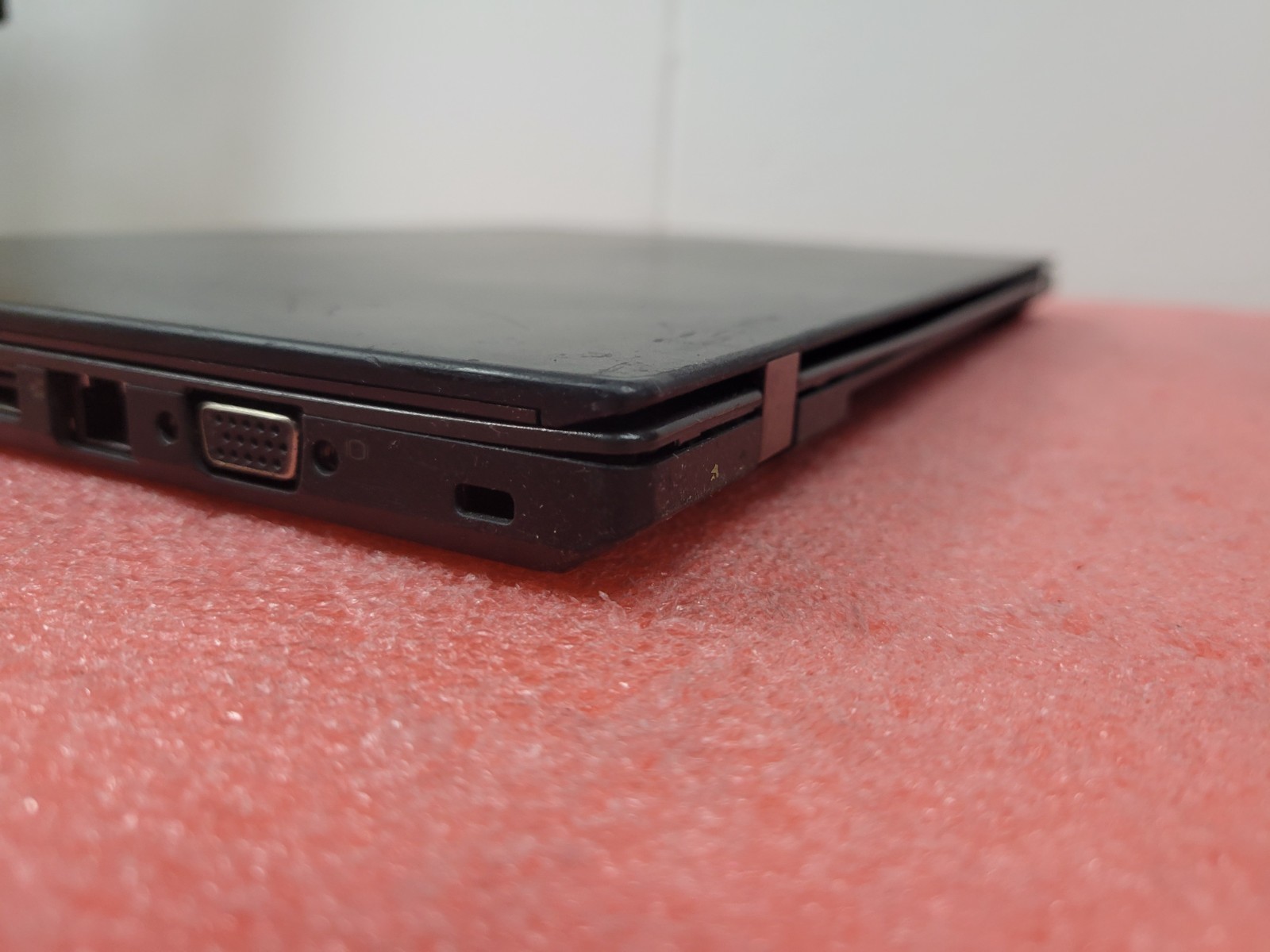 Lenovo ThinkPad T450 i5-5300U 4GB RAM *AS IS/No HDD/No OS/No Battery* | LP483