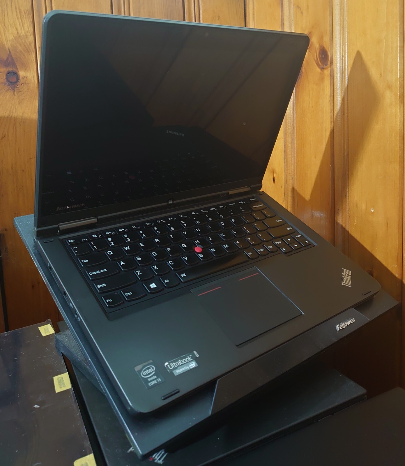 [Lenovo ThinkPad S1 Yoga i3-4010u, 128GB SSD + 500GB HDD, 4GB RAM NO CHARGER]
