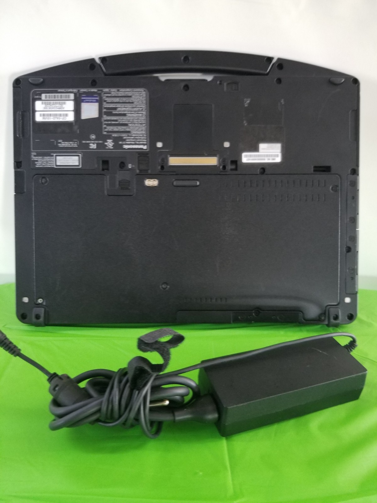 Panasonic Toughbook CF-54 MK3 i5-7300U 16GB 512 SSD, TouchScreen Win 11 Pro