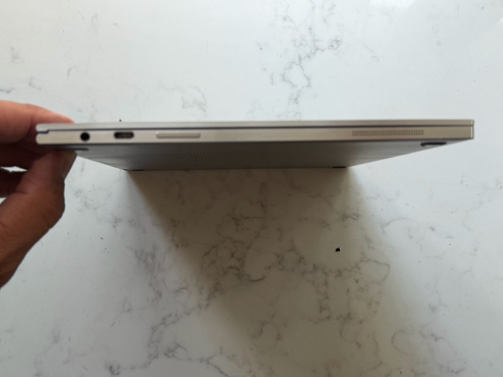 Samsung Galaxy Chromebook XE930QCA 13.3″ Touch i5-10210U 8GB 256GB 4K OLED-MINT!