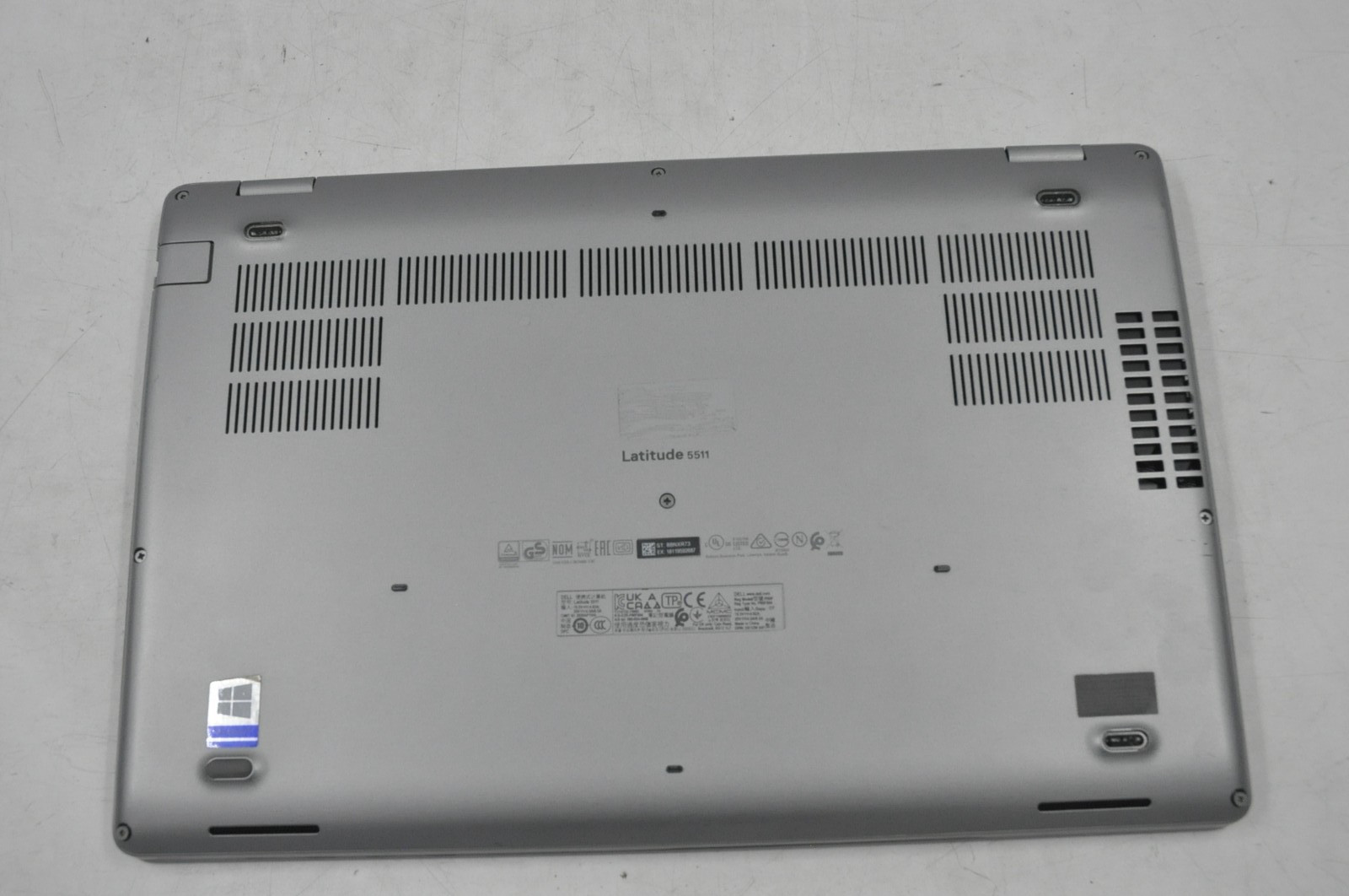 Dell Latitude 5511 Intel Core i5-10300H No RAM No SSD #1169