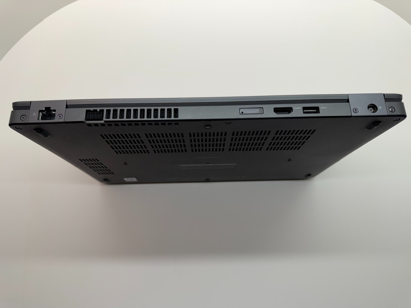 Dell Latitude 5490 14” FHD i5-8350U 8th Gen 8GB 256GB M.2 SSD Win 11 Pro W/AC