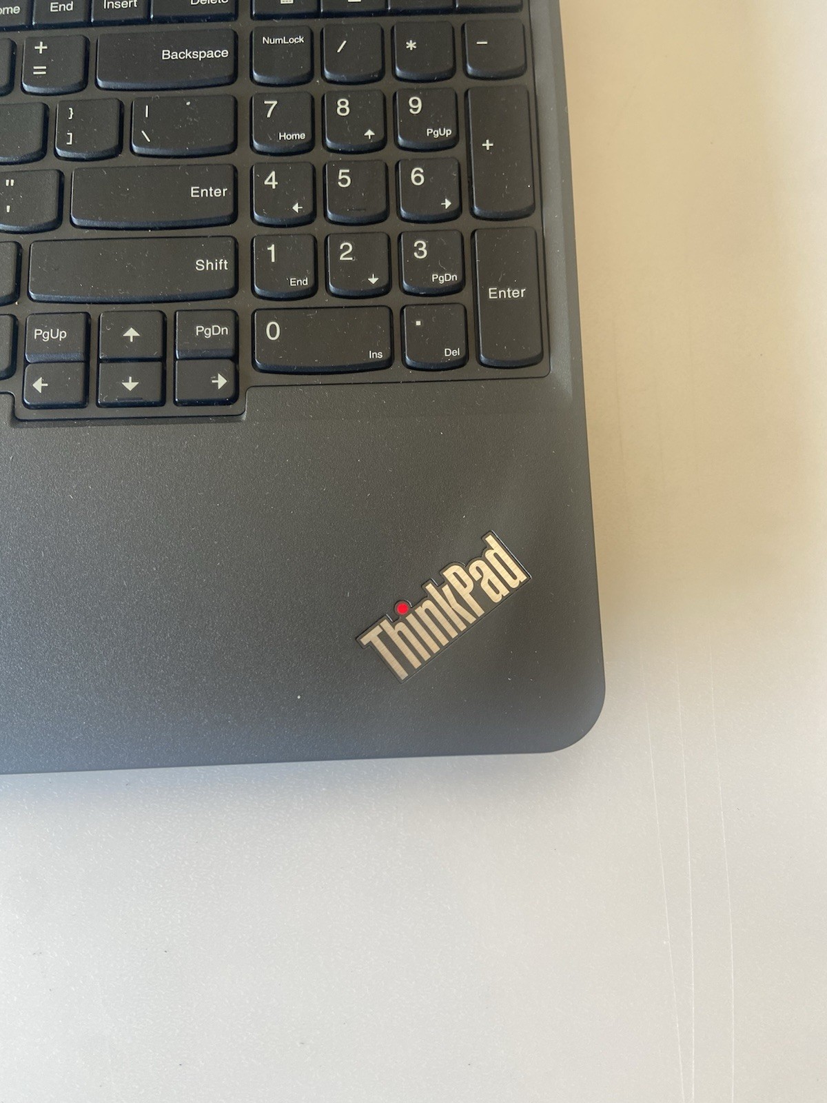 LENOVO ThinkPad E565 Laptop AMD A6-8500P RADEON R5 4GB RAM 500GB Hard Drive