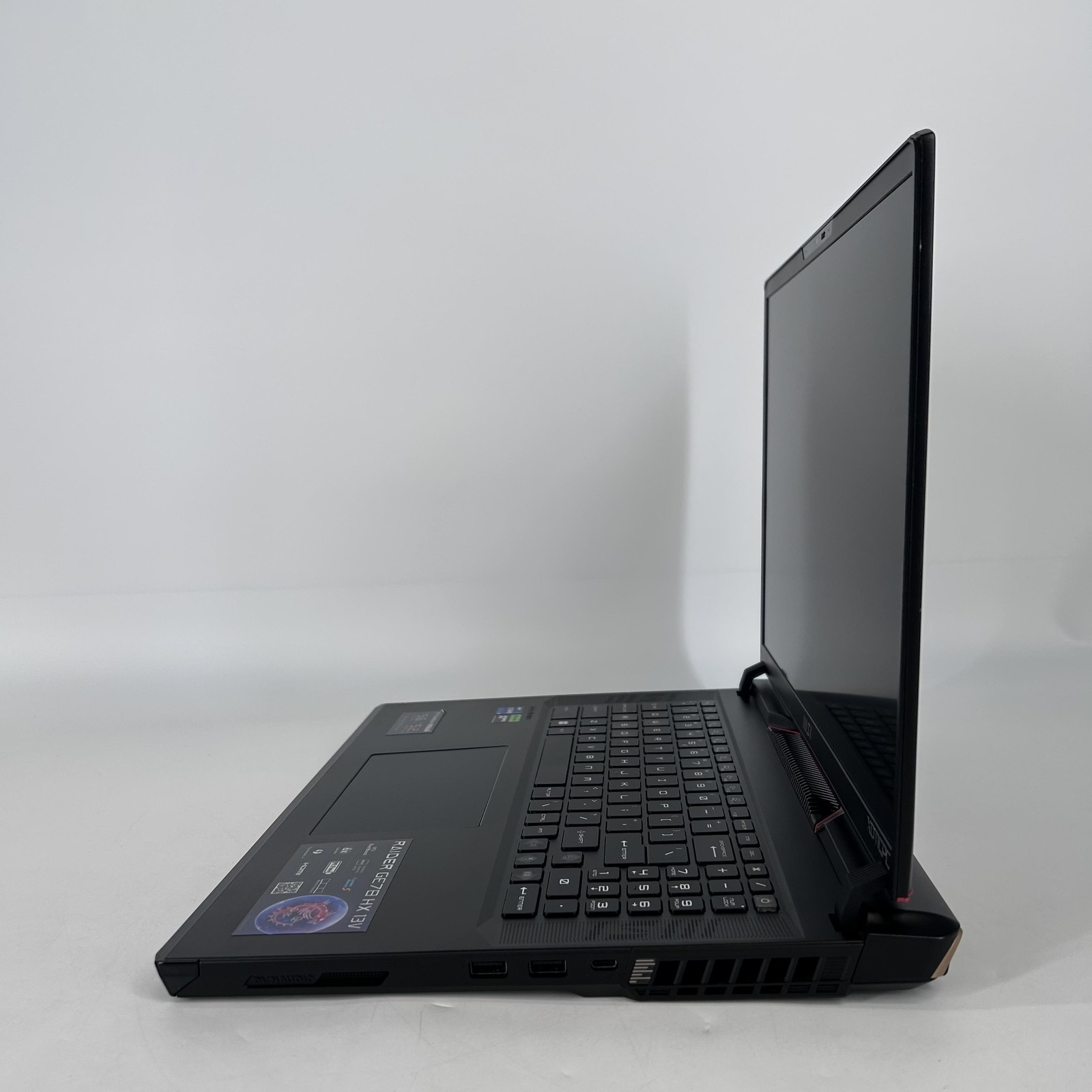 MSI Raider GE78 HX 17 240Hz QHD+ 2.2 GHz i9-13980HX 32GB 1TB SSD NVIDIA RTX 4080
