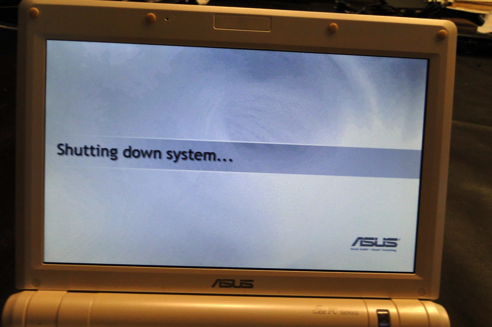 Asus Eee PC 900 Laptop Intel 512MB Ram Asus Operating OS W OEM GOOD BATTERY & AC