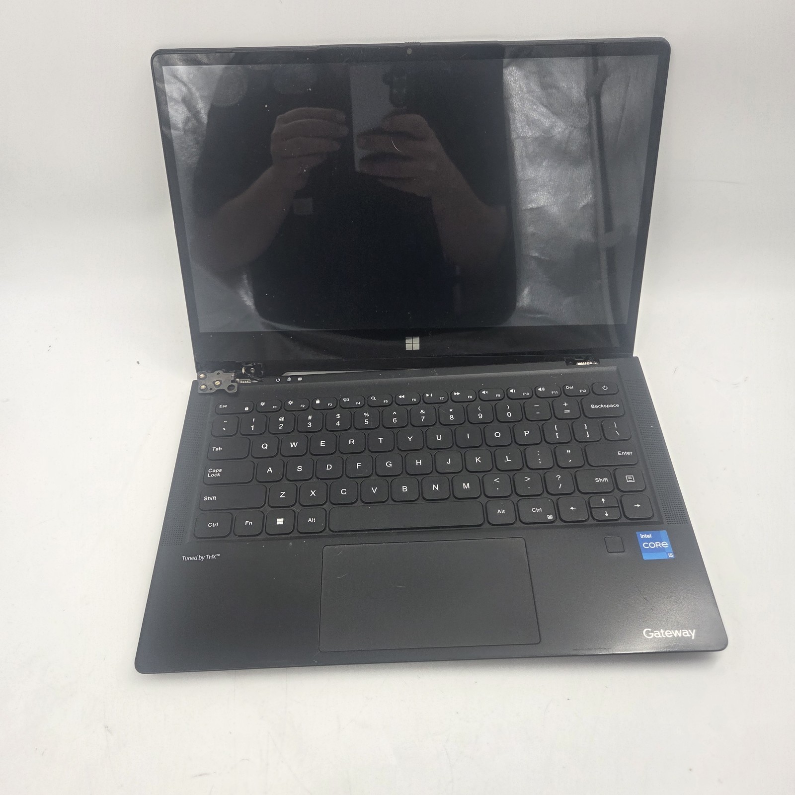 Gateway GWTC51427 14″ Laptop Intel Core i5-1235U 8GB RAM 512gb SSD PARTS REPAIR