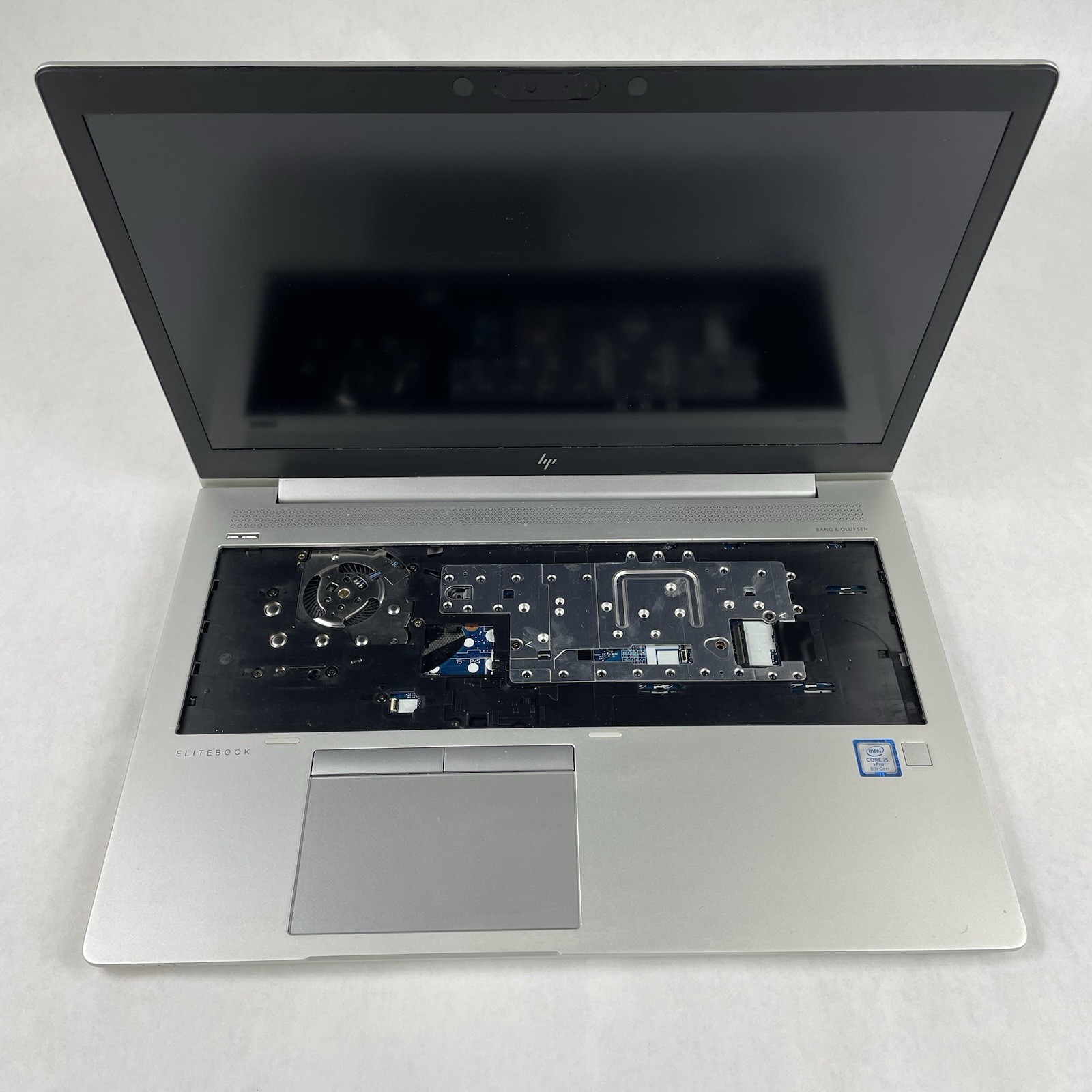 HP EliteBook 850 G6 15.6″ i5-8365U 1.60 GHz 8 GB RAM No SSD/OS/AC – No Keyboard