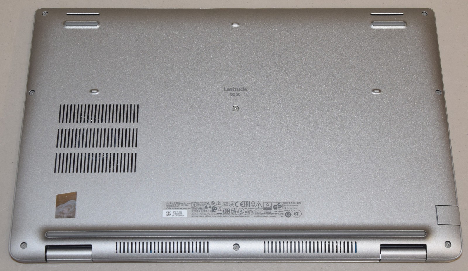 Dell Latitude 5550 15.6″ Intel Ultra 7 155U 16GB DDR5 512GB NVMe HDMI Win 11 Pro