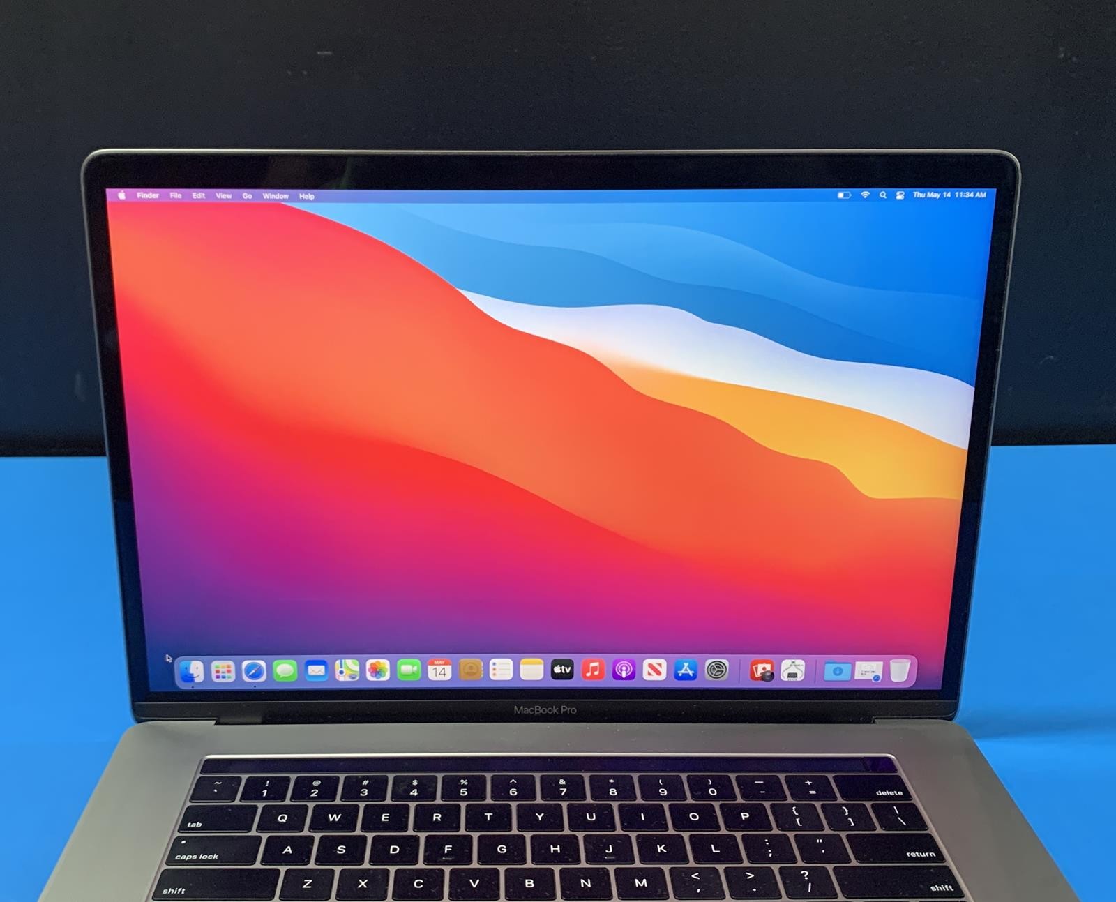 Apple MacBook Pro A1990 Core i7 9750H 2.60GHz 32GB 512GB SSD Big Sur MV902LL/A