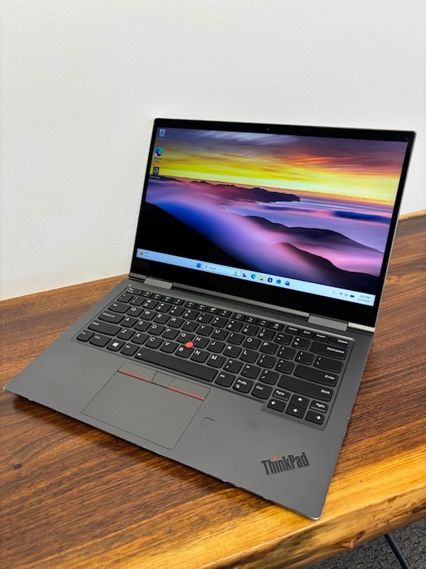 Lenovo ThinkPad X1 Yoga Gen 5 14″ Touch i5-10310U 1.7GHz 16GB 256GB SSD Win11P