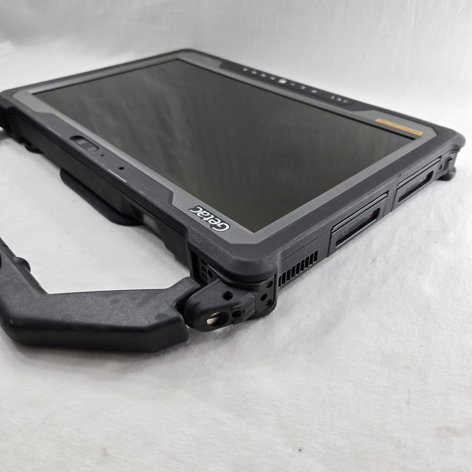 Getac A140 G2 Rugged Tablet Core i5-10310U 1.7GHz 512GB SSD 16GB Ram — Grade B+