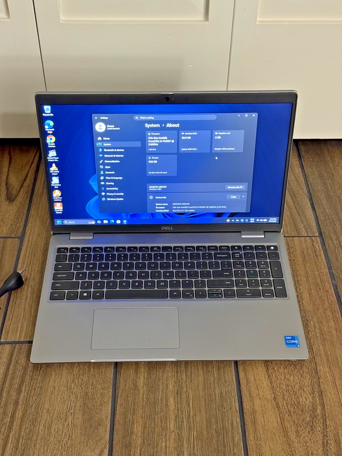Dell Precision 3560 i5-1145G7 32GB Ram 1TB SSD – Good