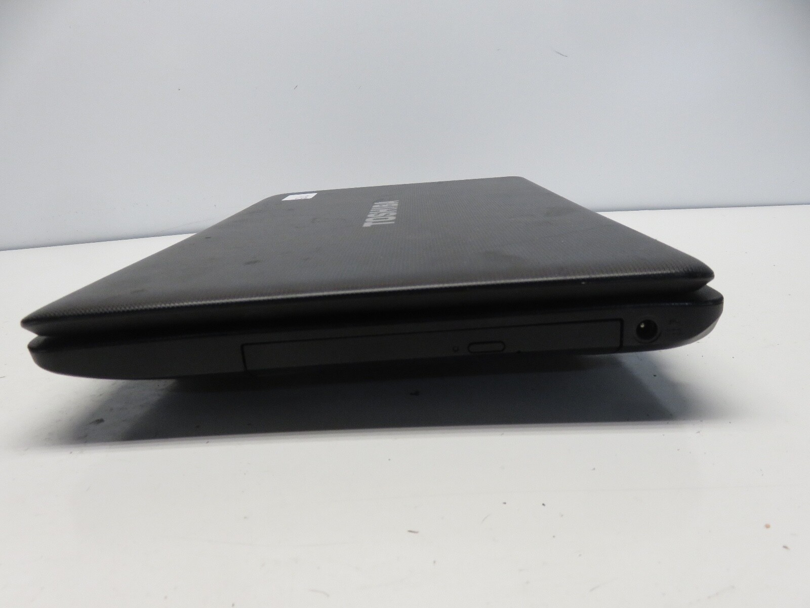Toshiba Satellite C650D AMD C-50 1GHz 3072 MB NO HDD No Batt