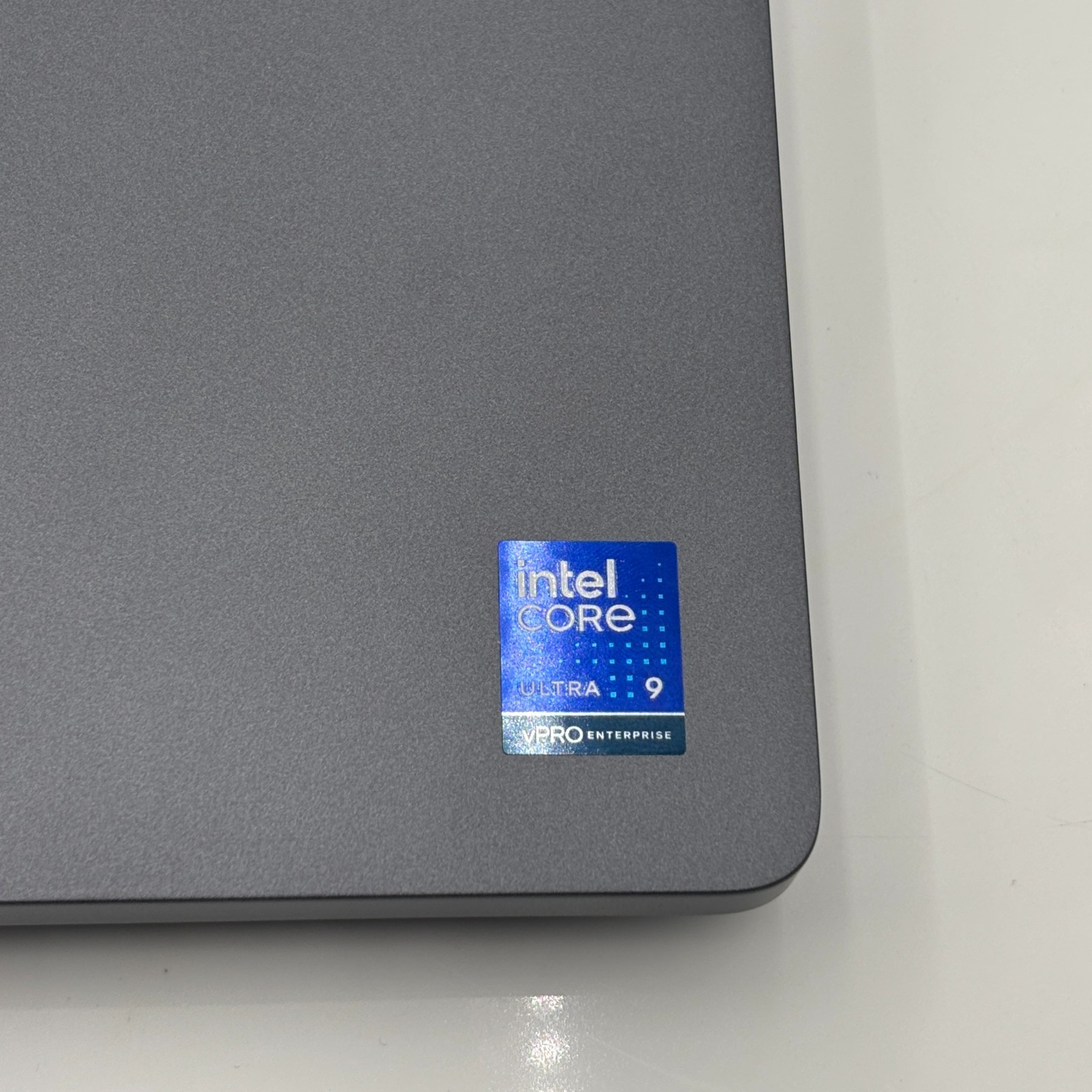 Dell Pro Max 16 Plus 16″ Ultra Core 9-285HX 64GB/1TB SSD Nvidia RTX Pro 4000 BW