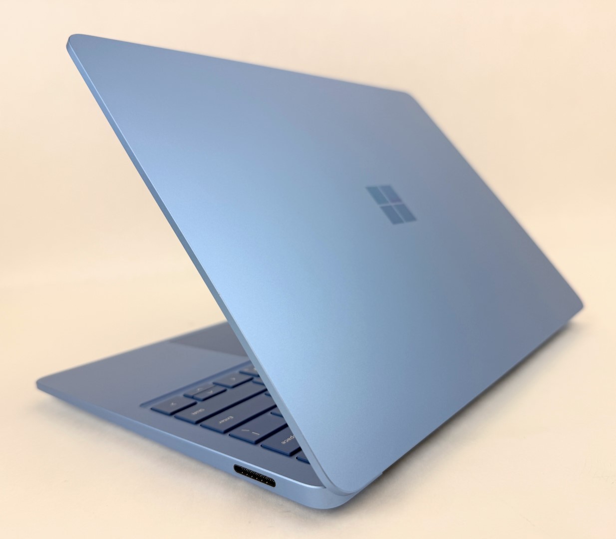 Microsoft Surface Laptop 7 2036 13.8″Touch Snapdragon X Elite 16GB 1TB W11H Read